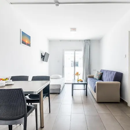 公寓 Cute Vacation Apartment For Three In The Ayia Napa Sunshine All Yours