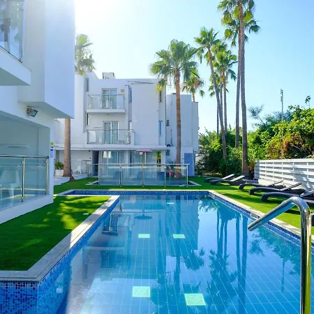 公寓 Cute Vacation Apartment For Three In The Ayia Napa Sunshine All Yours 圣纳帕