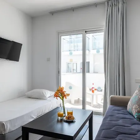 Cute Vacation Apartment For Three In The Ayia Napa Sunshine All Yours Appartement *